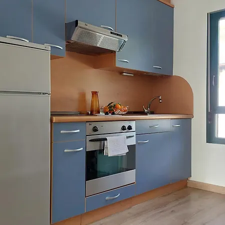 Precioso Apartamento Con Piscina En La Montana