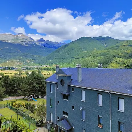 Precioso Apartamento Con Piscina En La Montana