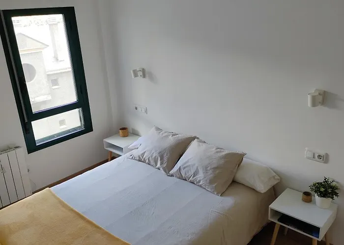 Precioso Apartamento Con Piscina En La Montana